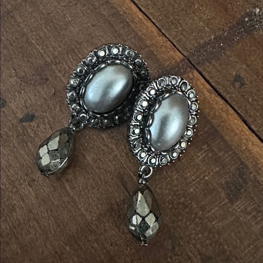 Vintage Black Pearl n Stone Drop Pierced Earrings